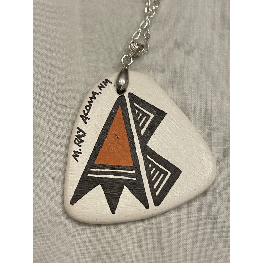 Acoma Pueblo pottery pendant signed “M Ray (Acoma) necklace